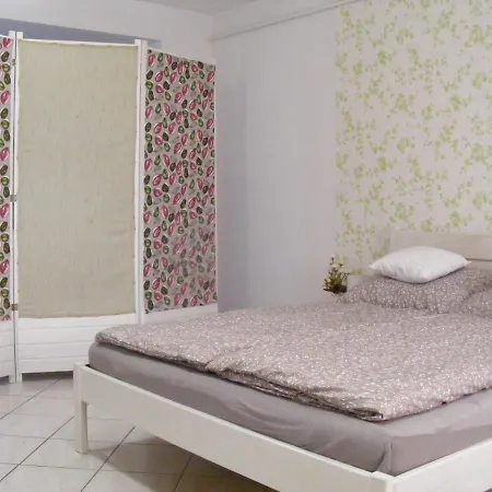 Apartment Fortuna Apartman Studio Eger